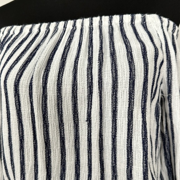 Aeropostale Striped Off the Shoulder Top Sz SM - Picture 2 of 6